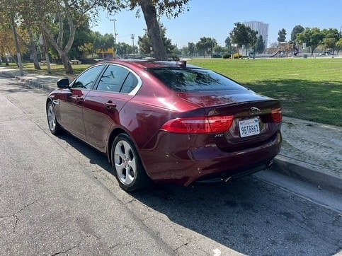 2017 Jaguar xe