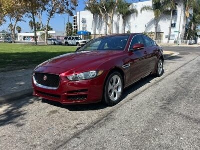 2017 Jaguar xe