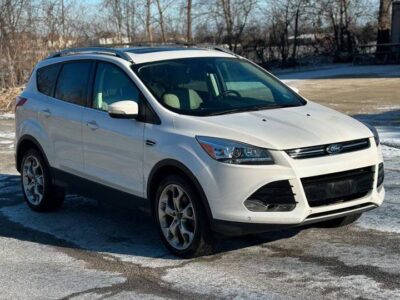 2014 FORD ESCAPE TITANIUM!