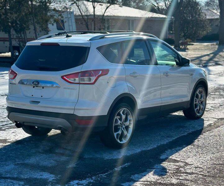 2014 FORD ESCAPE TITANIUM!