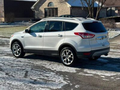 2014 FORD ESCAPE TITANIUM!