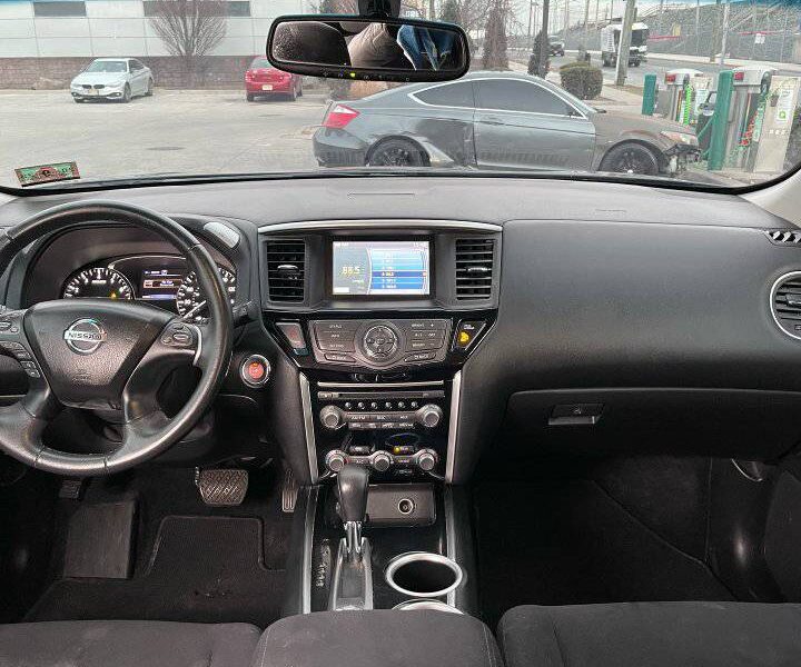 2016 Nissan Pathfinder